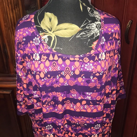 LuLaRoe Tops - NWT Lularoe Plus size Irma top